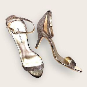 Bandolino Womens Sandal Heels Sz 7.5 Madia Strappy Dress Shoes Sparkly Glamcore‎